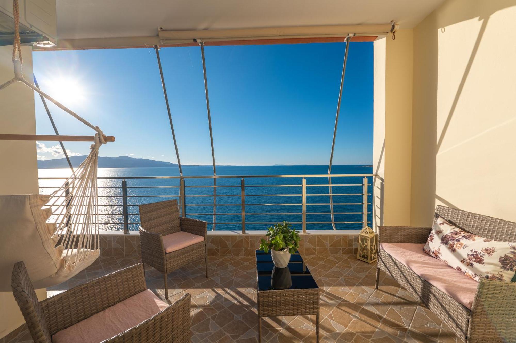 Cavo Paradise Sarandë Buitenkant foto