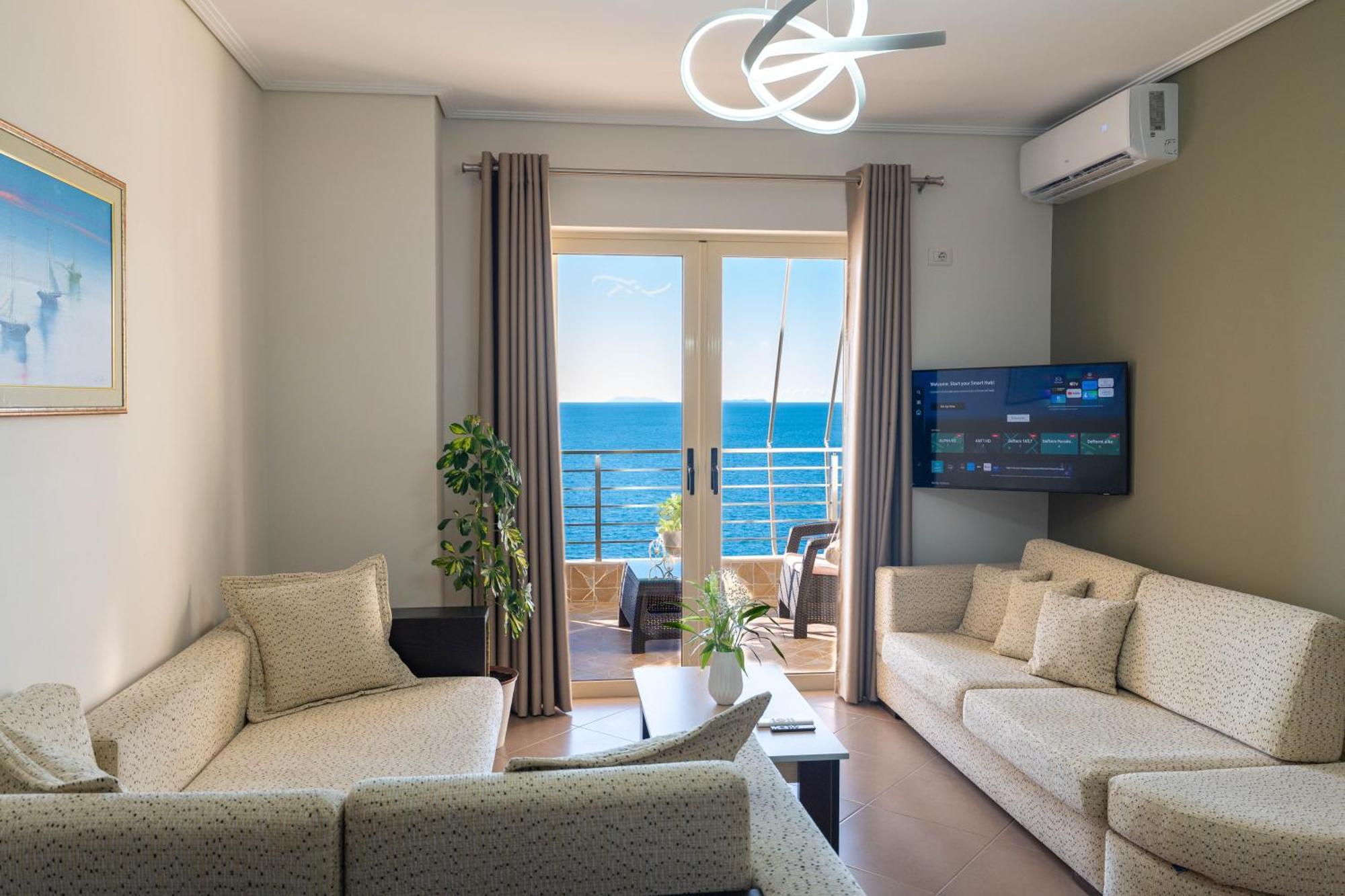Cavo Paradise Sarandë Buitenkant foto