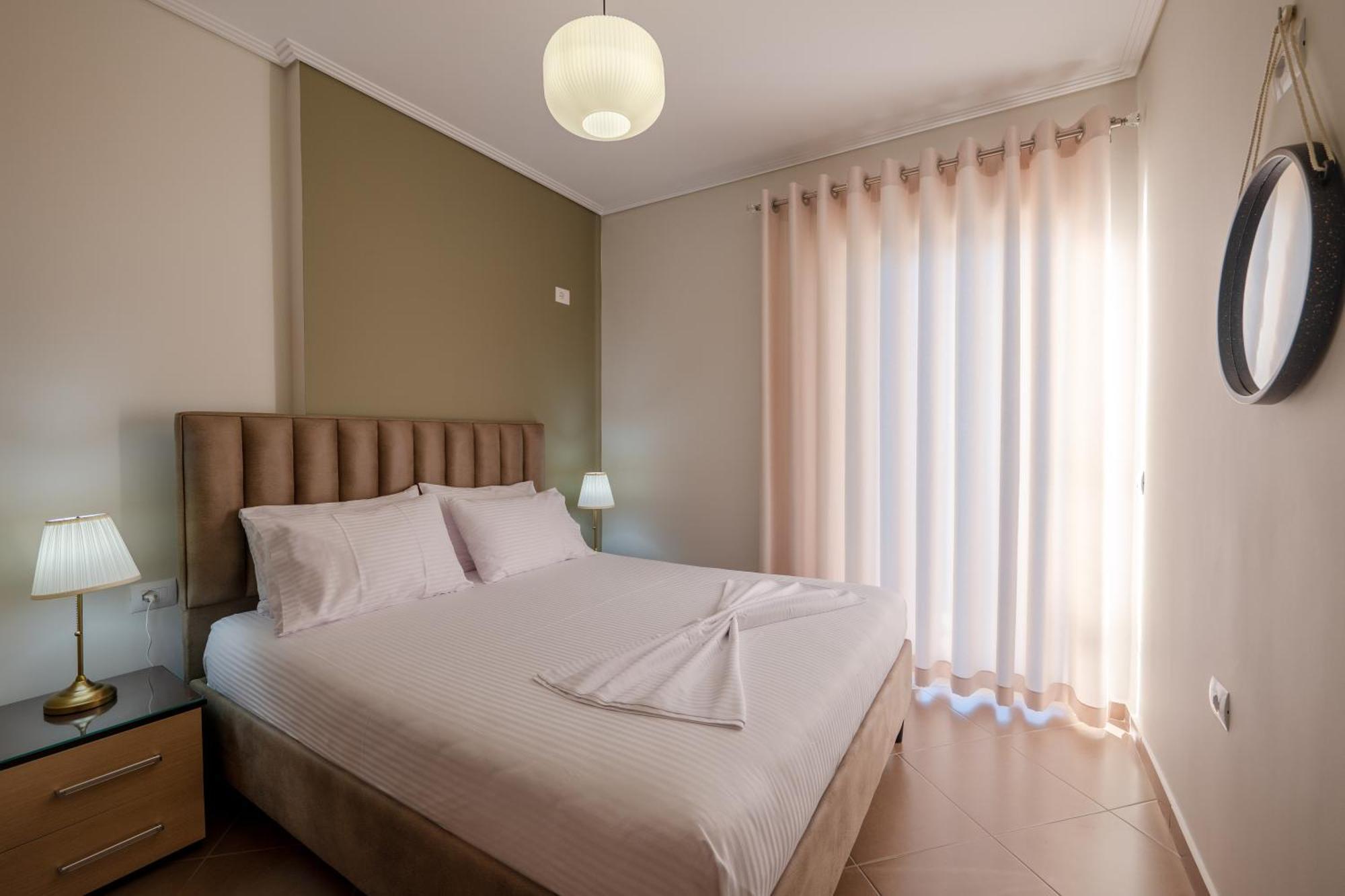 Cavo Paradise Sarandë Buitenkant foto